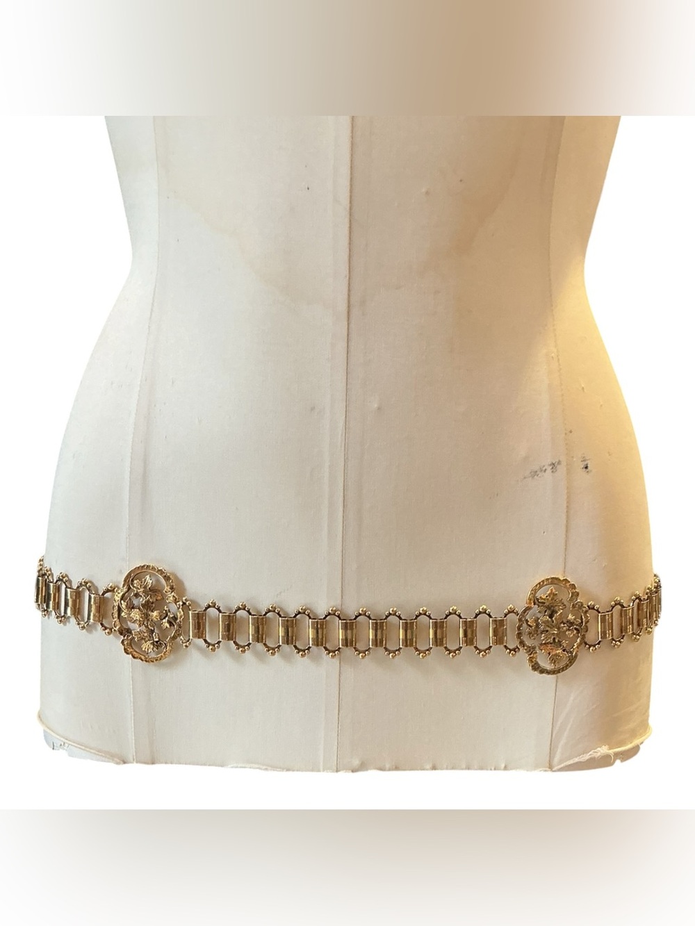 Vintage 1970s Ornate Frame Statement Chain Tassel Belt